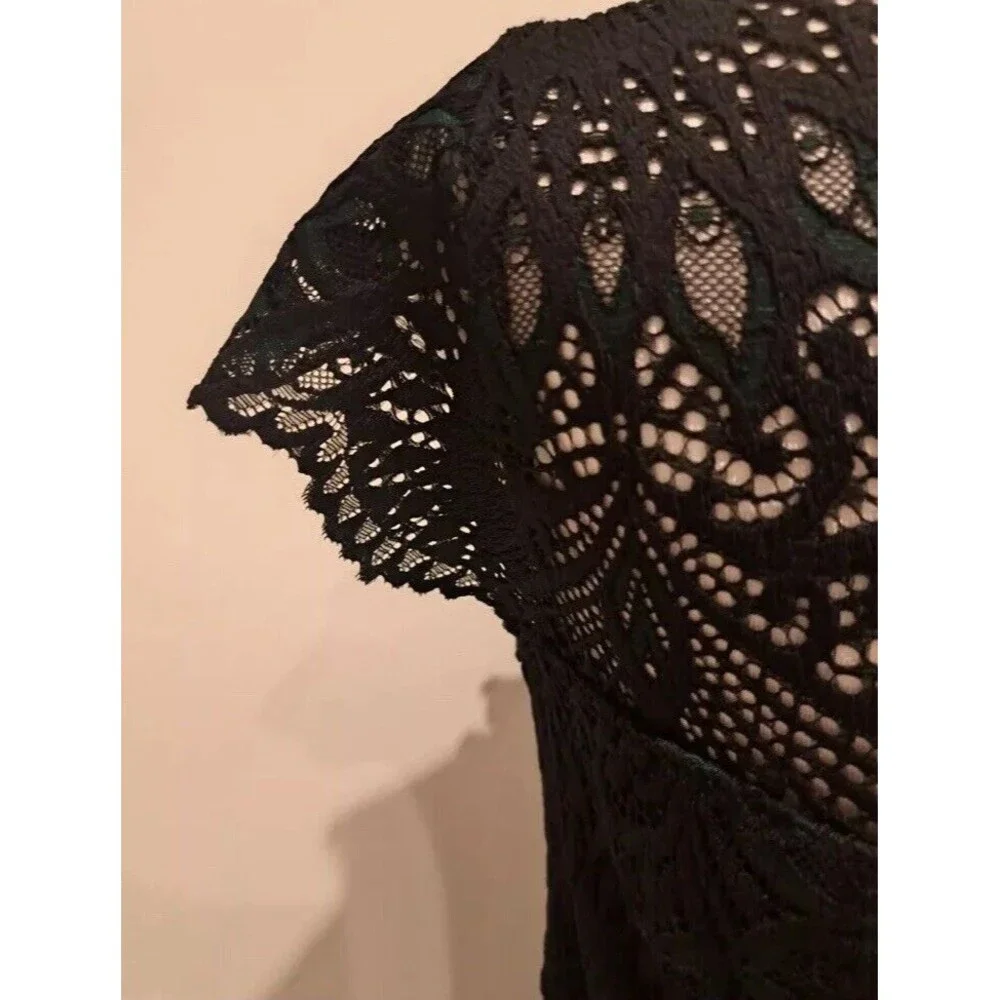 NWT WHBM Size 12 All Over High Neck Lace Shell Top Blouse Original Price $120 - Picture 2 of 12